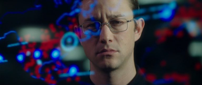 Snowden – recensione di un film basato su uno scandalo reale