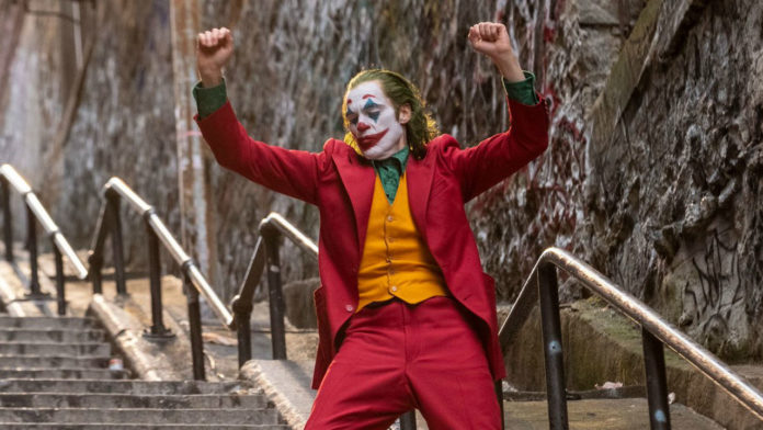 Joker: annunciato il sequel con Joaquin Phoenix