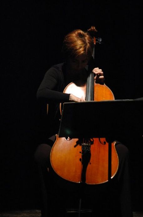 CLAUDIA RAVETTO, violoncellista