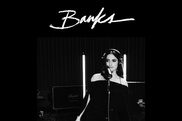 Banks: Live And Stripped – Recensione