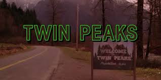 Nel 1990 andava in onda la serie televisiva “Twin Peaks”