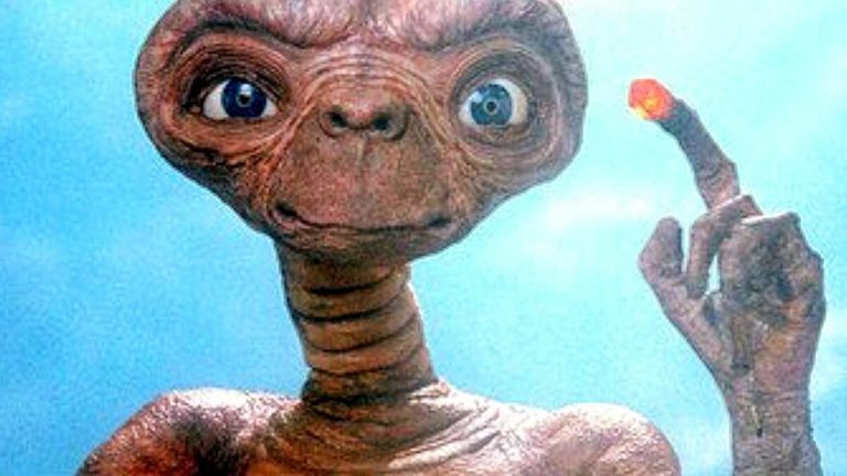 E.T. L’extraterrestre – Recensione del classico di Stephen Spielberg
