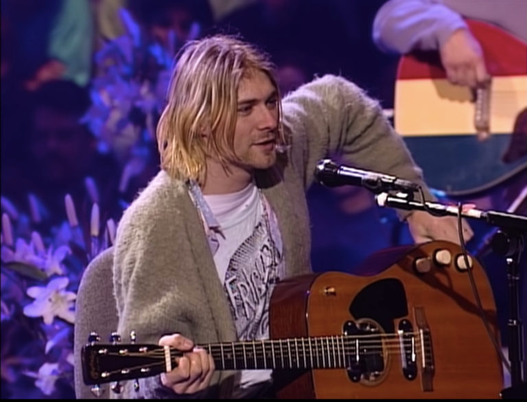 Kurt Cobain, asta record per la sua chitarra