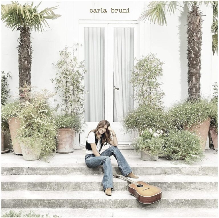 Carla Bruni, è uscito l’omonimo album – Recensione