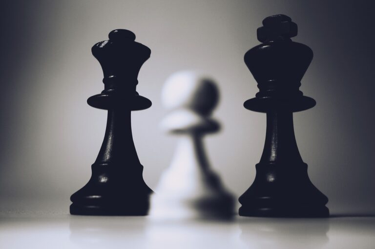 “La regina degli scacchi”: potere alle ragazze!