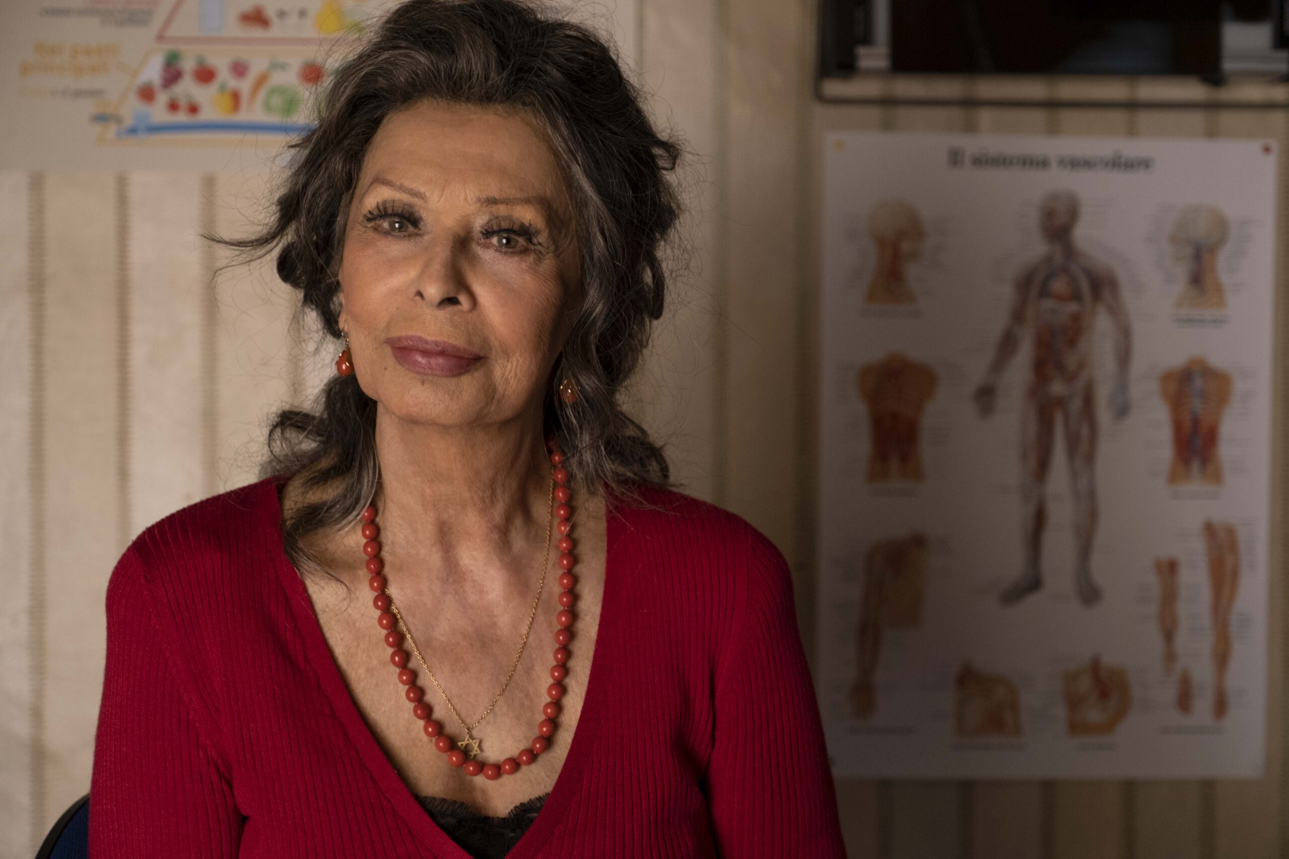 Sophia Loren festeggia 90 anni a Roma: una celebrazione intima nella città che ha segnato l’inizio della sua carriera