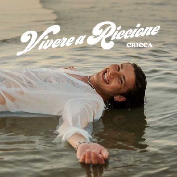 Online il videoclip di VIVERE A RICCIONE di CRICCA