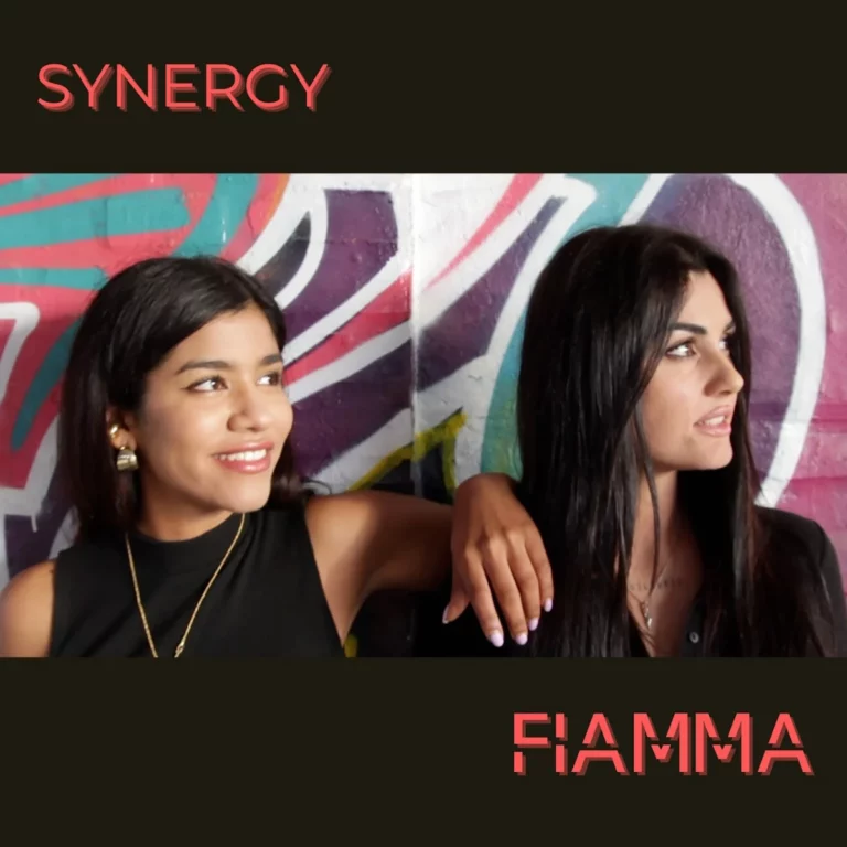 Scopri “FIAMMA”, Il Nuovo Singolo del Duo Synergy